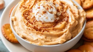 Dreamy Pumpkin Pie Dip